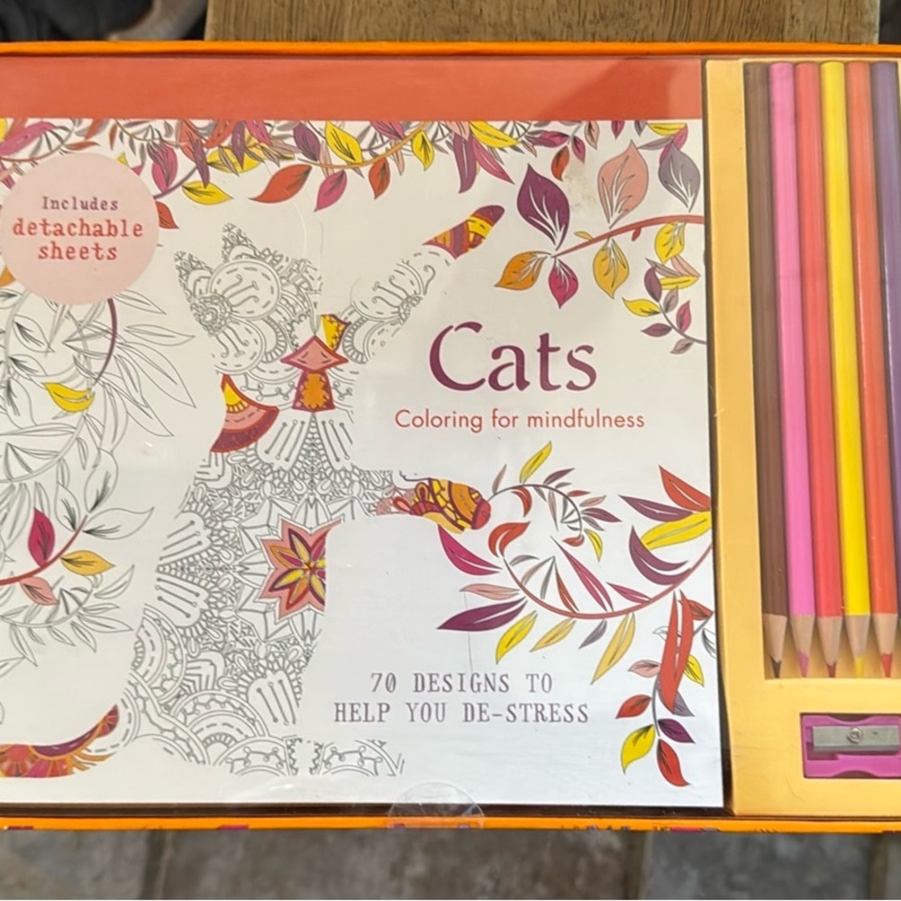 CATS Adult Coloring Kit with Pencils